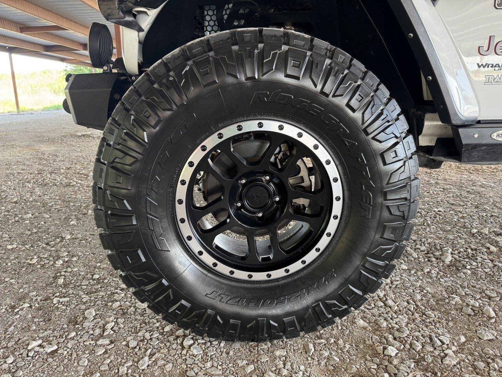 Used 2021 Jeep Wrangler Unlimited Rubicon AWD/4WD image 46