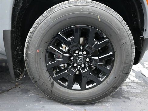 New 2026 Nissan Frontier SV image 33