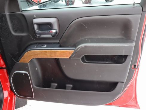 Used 2018 Chevrolet Silverado 1500 LTZ image 22