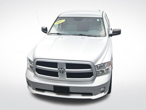 Used 2017 RAM 1500 Express AWD/4WD image 22