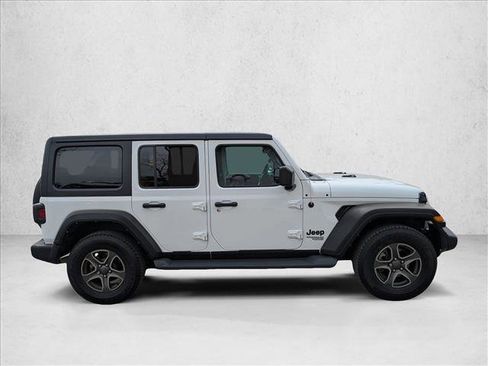 Used 2021 Jeep Wrangler Unlimited Sport image 4