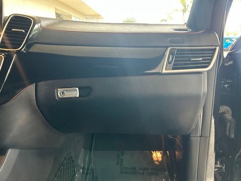 Used 2016 Mercedes-Benz GLE 450 4MATIC Coupe image 24
