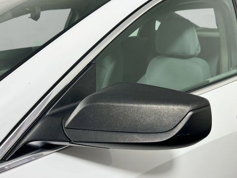 Used 2023 Chevrolet Malibu LS image 12