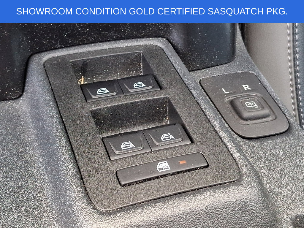 Used 2025 Ford Bronco Outer Banks w/ Sasquatch Package AWD/4WD image 24