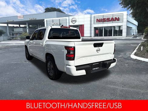 Certified 2025 Nissan Frontier SV image 5