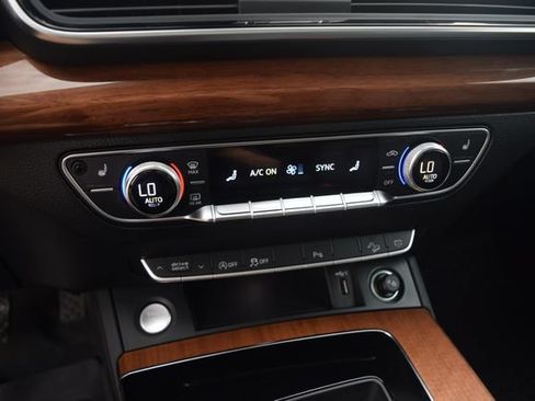 Used 2021 Audi Q5 2.0T Premium AWD/4WD image 11