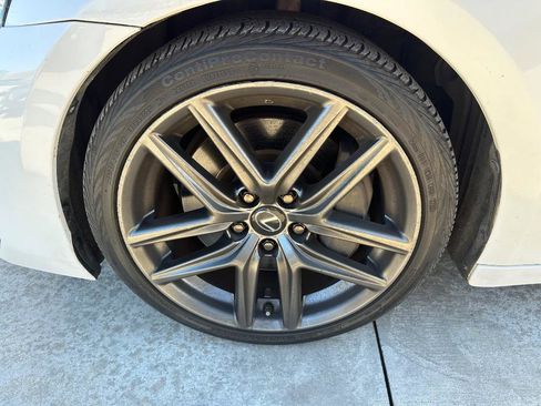 Used 2019 Lexus IS 300 AWD image 15