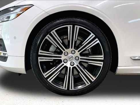 Certified 2023 Volvo S90 B6 Ultimate w/ Protection Package Premier AWD/4WD image 34