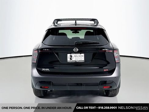 New 2026 Nissan Kicks SR w/ SR Premium Package FWD image 6