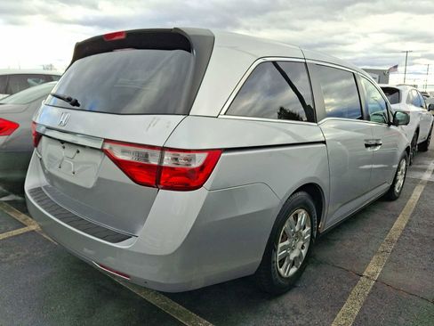 Used 2013 Honda Odyssey LX image 3