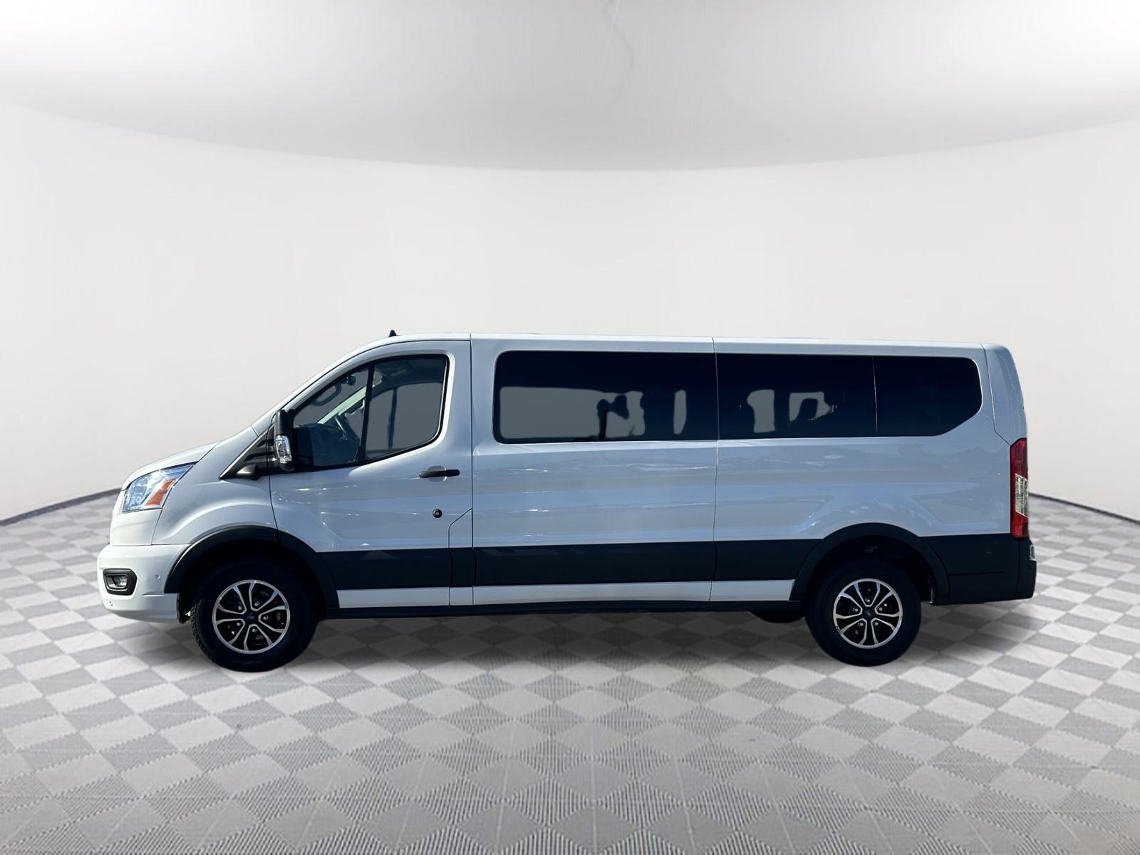 Used 2022 Ford Transit 350 XLT RWD image 8