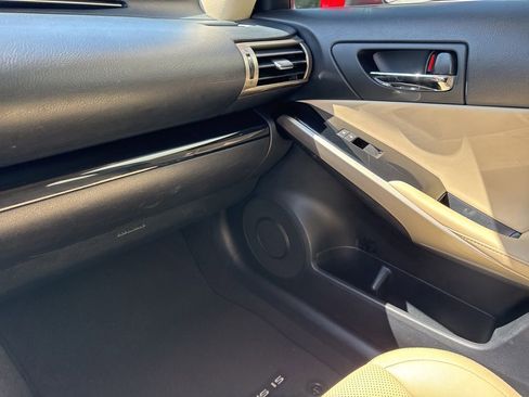 Used 2016 Lexus IS 200t RWD image 26