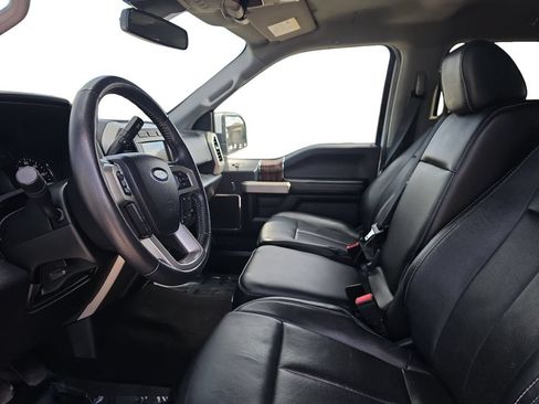 Used 2020 Ford F150 Lariat AWD/4WD image 12
