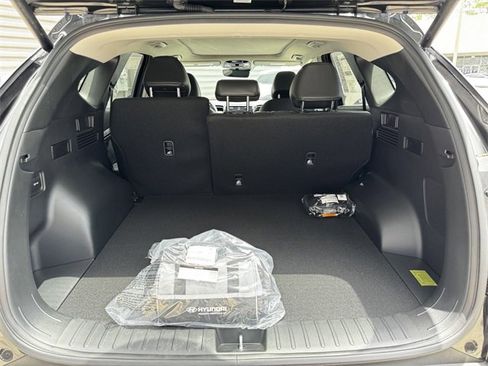 New 2024 Hyundai Tucson Limited image 9