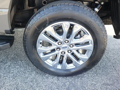 New 2025 Ford F150 Lariat w/ Equipment Group 502A High image 14