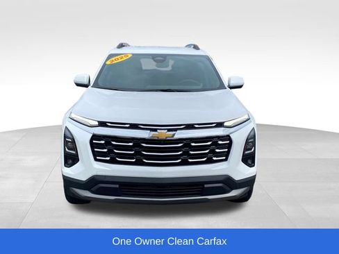 Certified 2025 Chevrolet Equinox LT w/ Convenience Package II AWD/4WD image 2