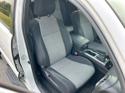 Used 2022 Toyota Tacoma TRD Sport RWD image 32