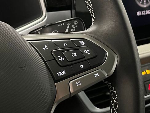 New 2026 Volkswagen Taos SEL image 26