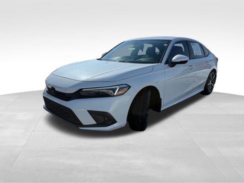 Used 2022 Honda Civic Touring image 7