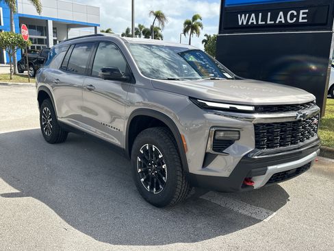 New 2026 Chevrolet Traverse Z71 w/ Enhanced Driving Package image 4