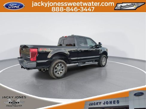 Certified 2022 Ford F350 Lariat w/ Chrome Package image 8