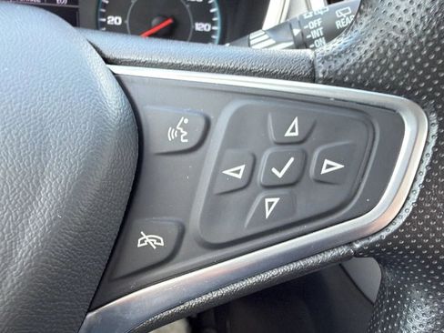 Used 2023 Chevrolet Equinox LS AWD/4WD image 12