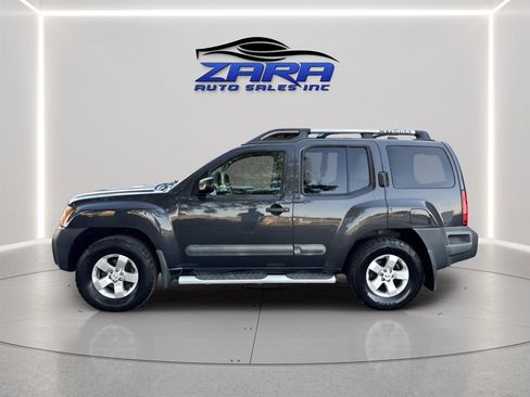 Used 2013 Nissan Xterra S w/ Value Package AWD/4WD image 3