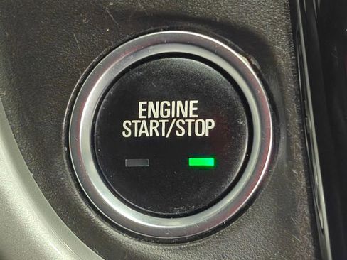 Used 2020 Chevrolet Sonic Premier image 11