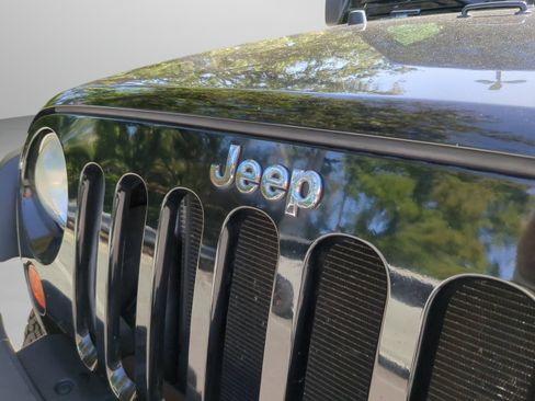 Used 2012 Jeep Wrangler Sport AWD/4WD image 29