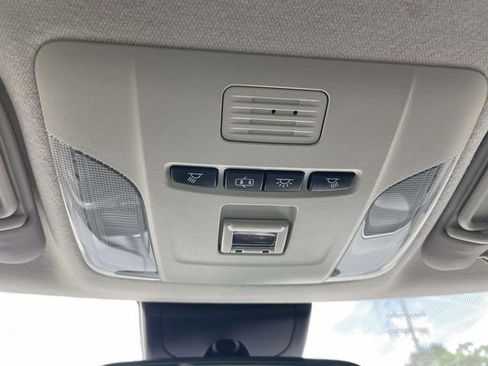 Used 2021 Toyota Corolla LE FWD image 26