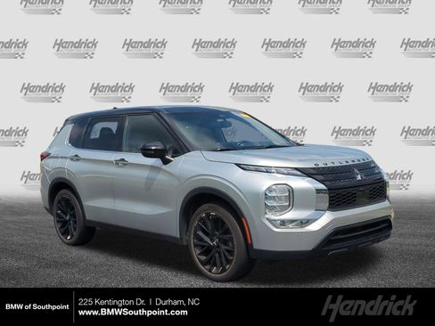 Used 2023 Mitsubishi Outlander SEL FWD image 1
