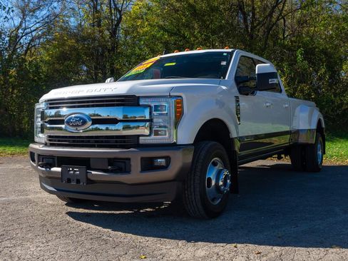 Used 2019 Ford F350 King Ranch w/ King Ranch Ultimate Package image 14