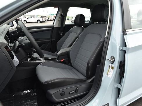New 2026 Volkswagen Jetta SE image 20