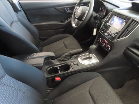 Used 2021 Subaru Crosstrek 2.0i AWD/4WD image 21