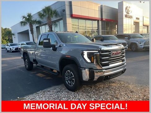Used 2025 GMC Sierra 3500 SLE w/ Preferred Package AWD/4WD image 1