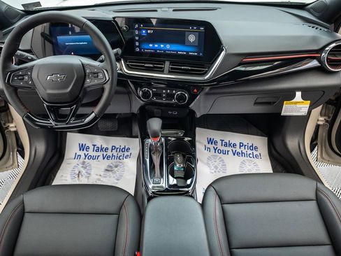 New 2026 Chevrolet Trax RS w/ Sunroof Package FWD image 20