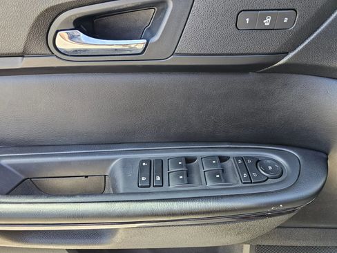 Used 2016 Chevrolet Traverse LTZ image 22