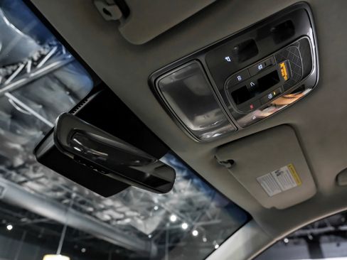 Used 2022 Genesis GV70 3.5T Sport w/ Sport Advanced Package image 23