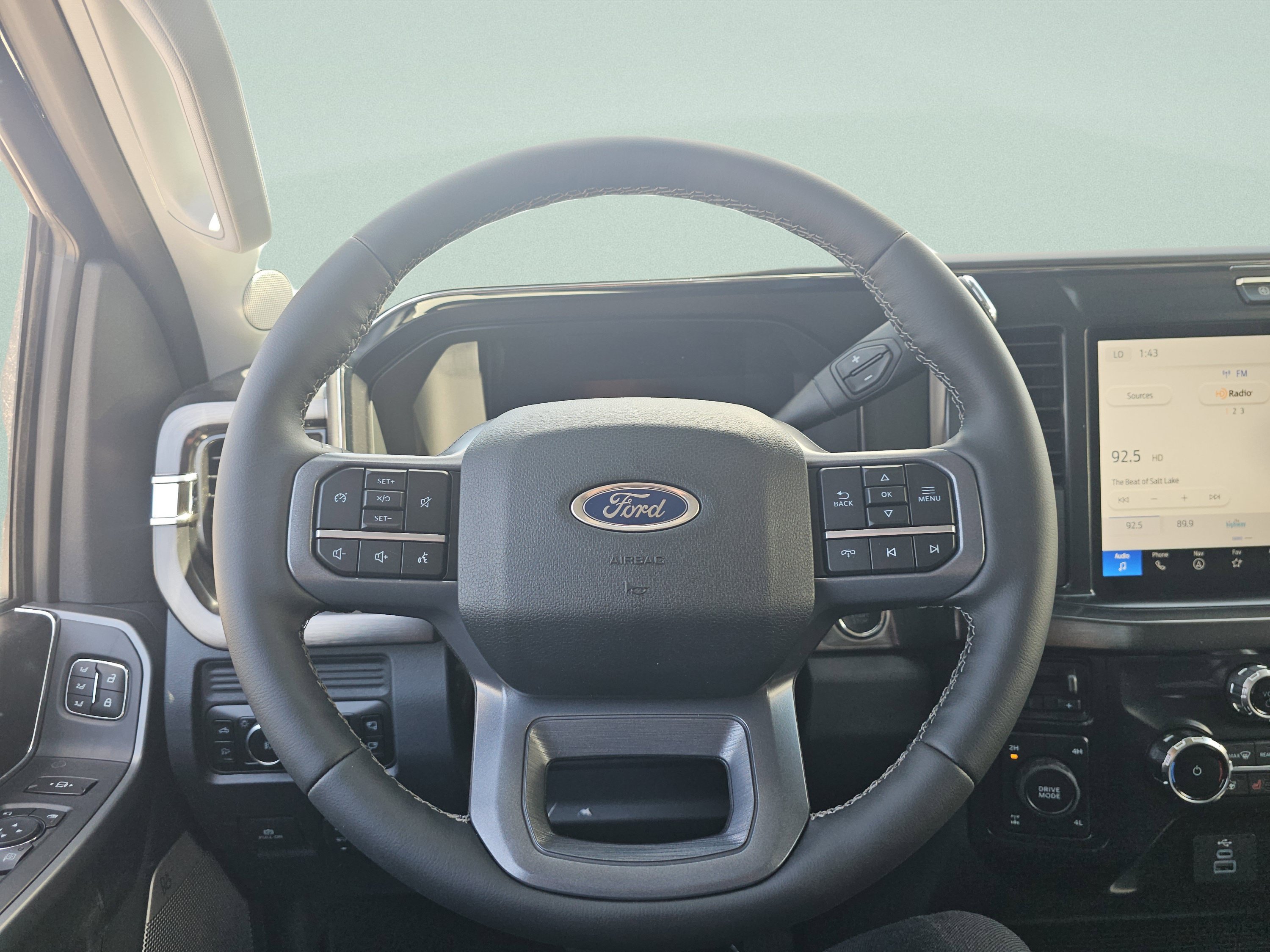 New 2026 Ford F350 Lariat AWD/4WD image 30