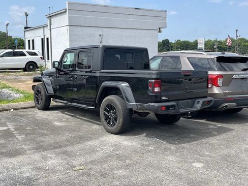 Used 2022 Jeep Gladiator Sport AWD/4WD image 5