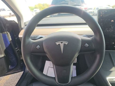 Used 2023 Tesla Model 3 Performance image 11