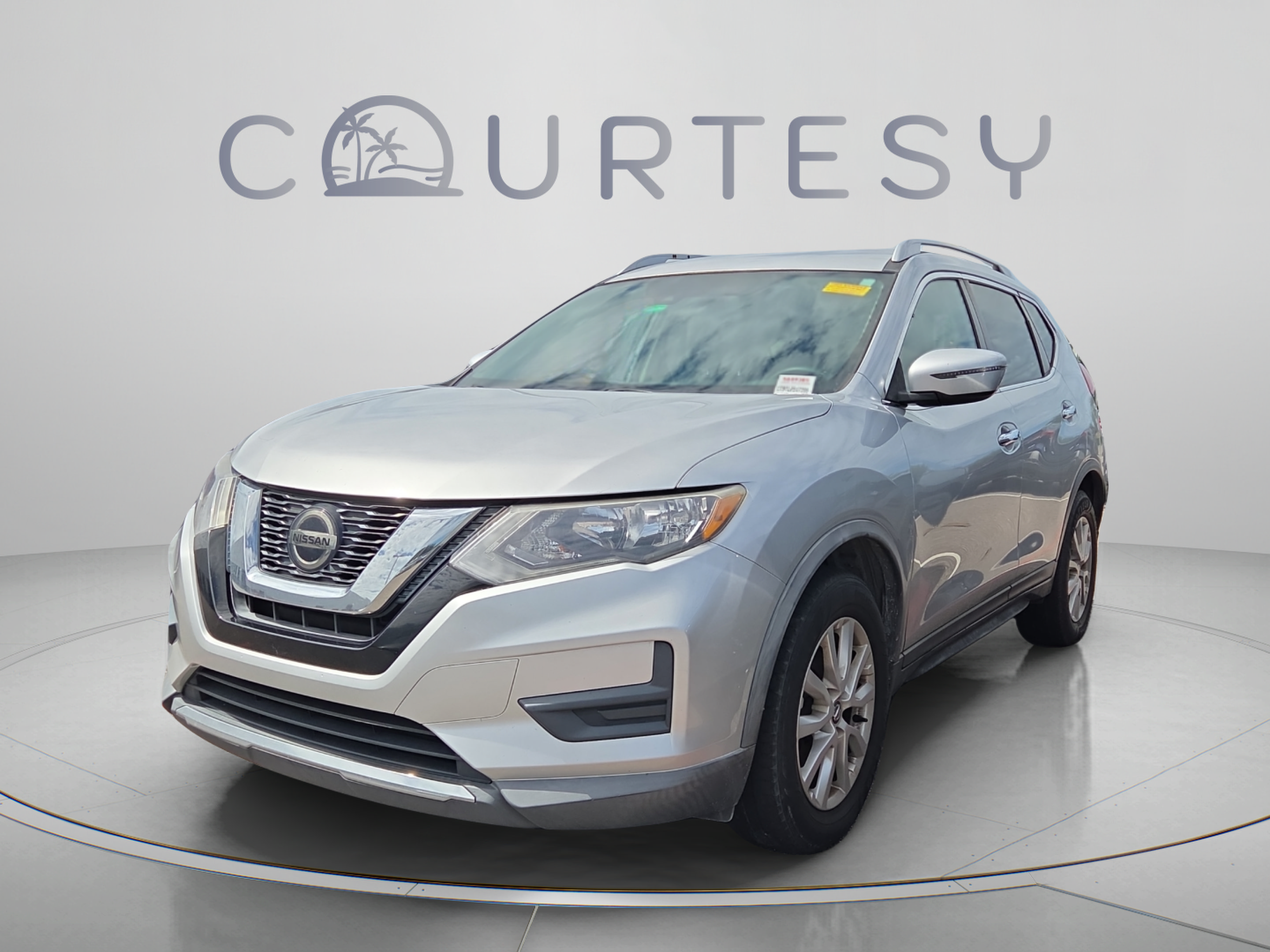 Used 2020 Nissan Rogue SV FWD image 1