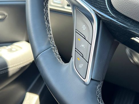 New 2026 Cadillac XT5 Premium Luxury w/ LPO, ONYX Package FWD image 34