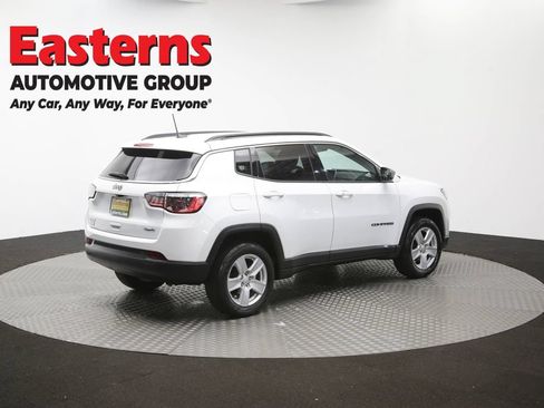 Used 2022 Jeep Compass Latitude w/ Convenience Group AWD/4WD image 41