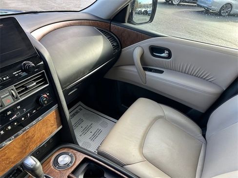 Used 2022 Nissan Armada SL w/ Captain's Chairs Package image 30