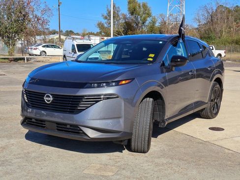 Certified 2025 Nissan Murano SV image 22