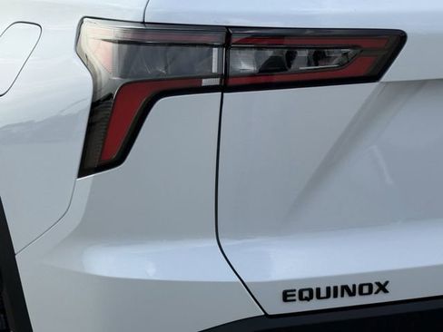 New 2026 Chevrolet Equinox ACTIV FWD image 6