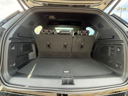 New 2026 GMC Acadia Denali w/ Super Cruise Package image 9