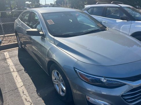 Used 2024 Chevrolet Malibu LS FWD image 3