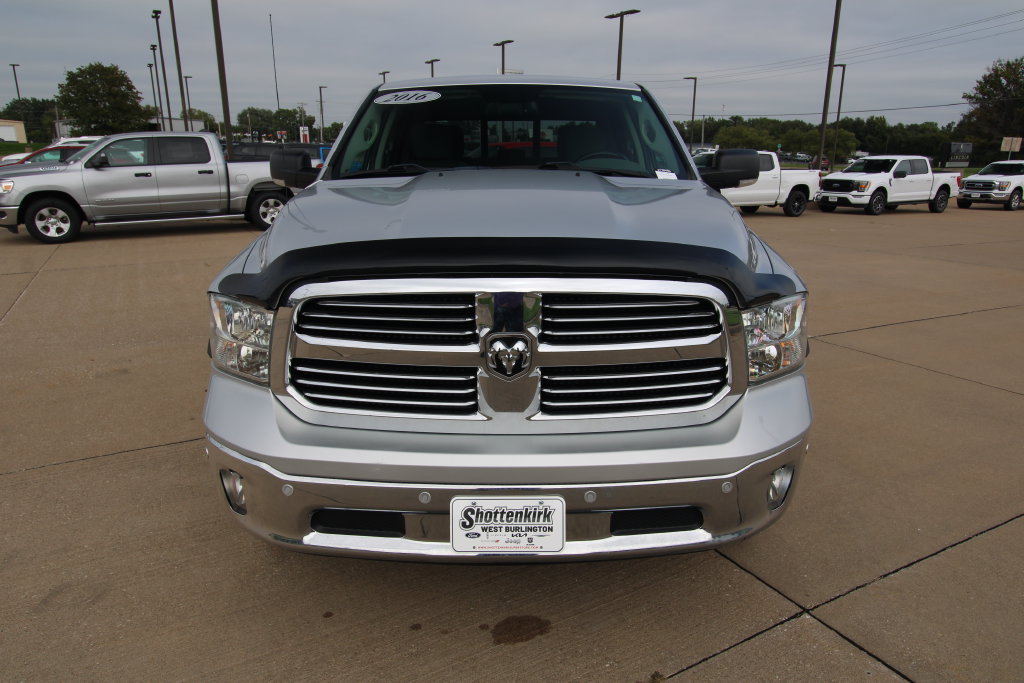 Used 2016 RAM 1500 Big Horn AWD/4WD image 2